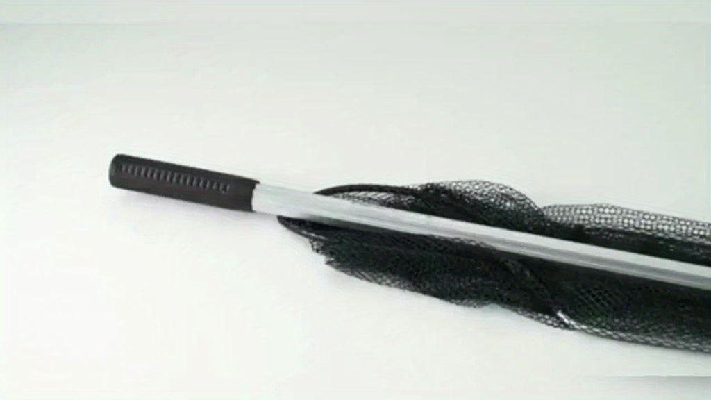 A multifunctional telescopic fishing net, the handle can be extended from 110 cm to 210 cm, which is very suitable for freshwater fishing, suitable for children and adults to use.