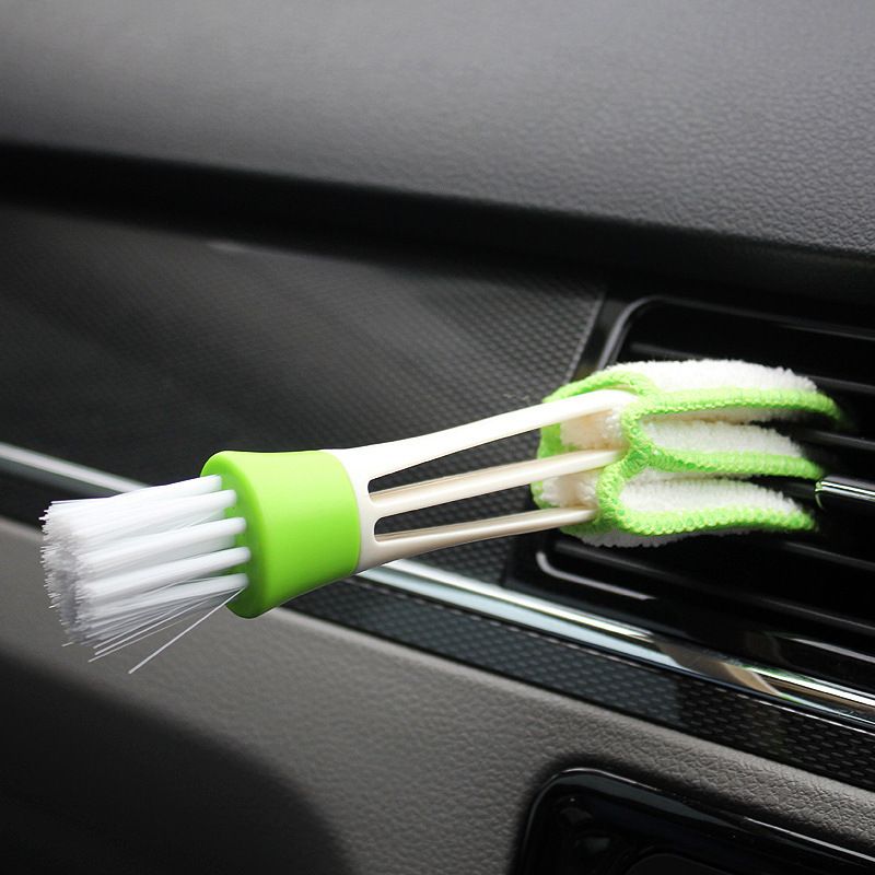 Cleaning Brush for Air Outlet of Two-Headed Car Air Conditioner, Soft Brush for Instrument Panel Dusting, and Cleaning Articles