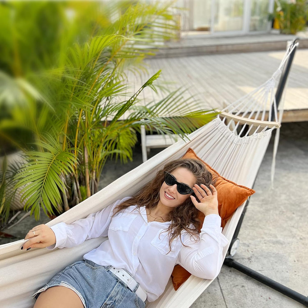 Garden Cotton Hammock Comfortable Fabric Hammock with Spreader Bar Sturdy Hammocks Up to 450lbs Portable Lightweight Hammocks with Travel Bag for Camping Outdoor/Indoor Patio Backyard