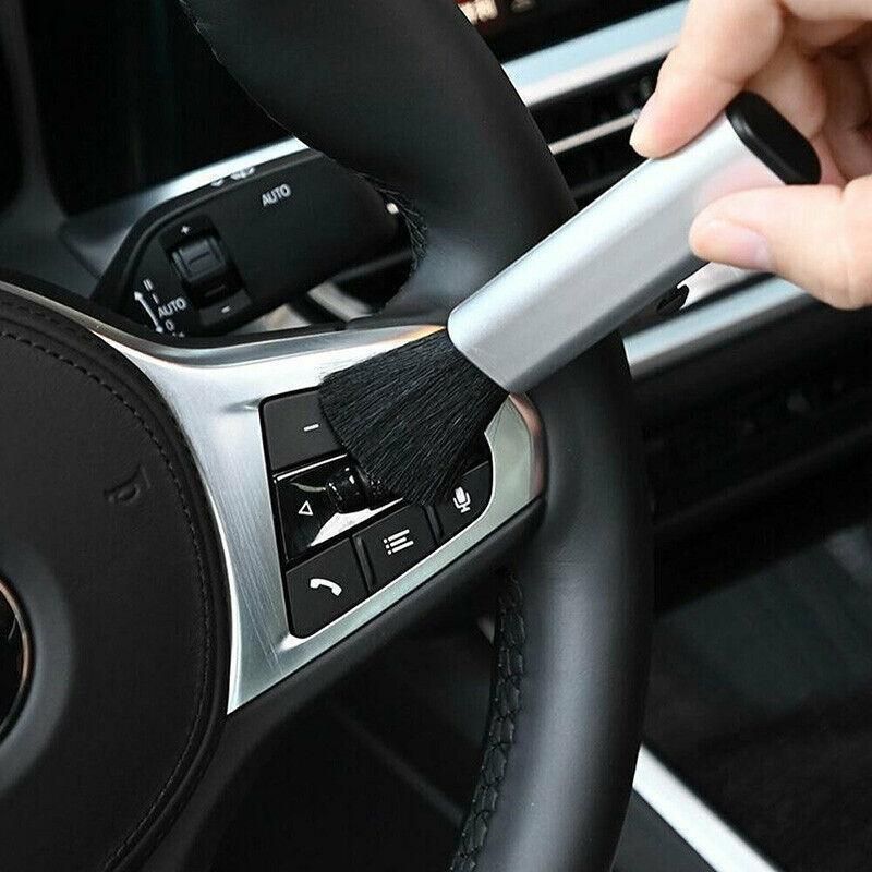 Car Conditioning Air Outlet Retractable Cleaning Brush Plastic Car Accessories