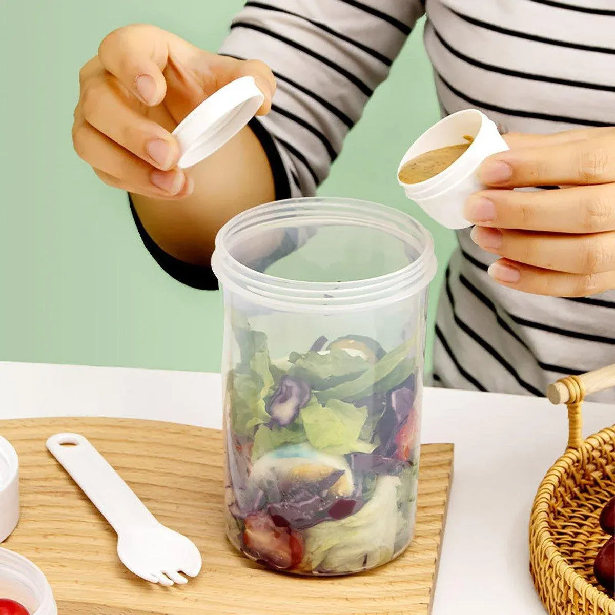Double Plastic Salad Cup with Fork Sealed Breakfast Container for On-the-Go Meal - 560ml-White