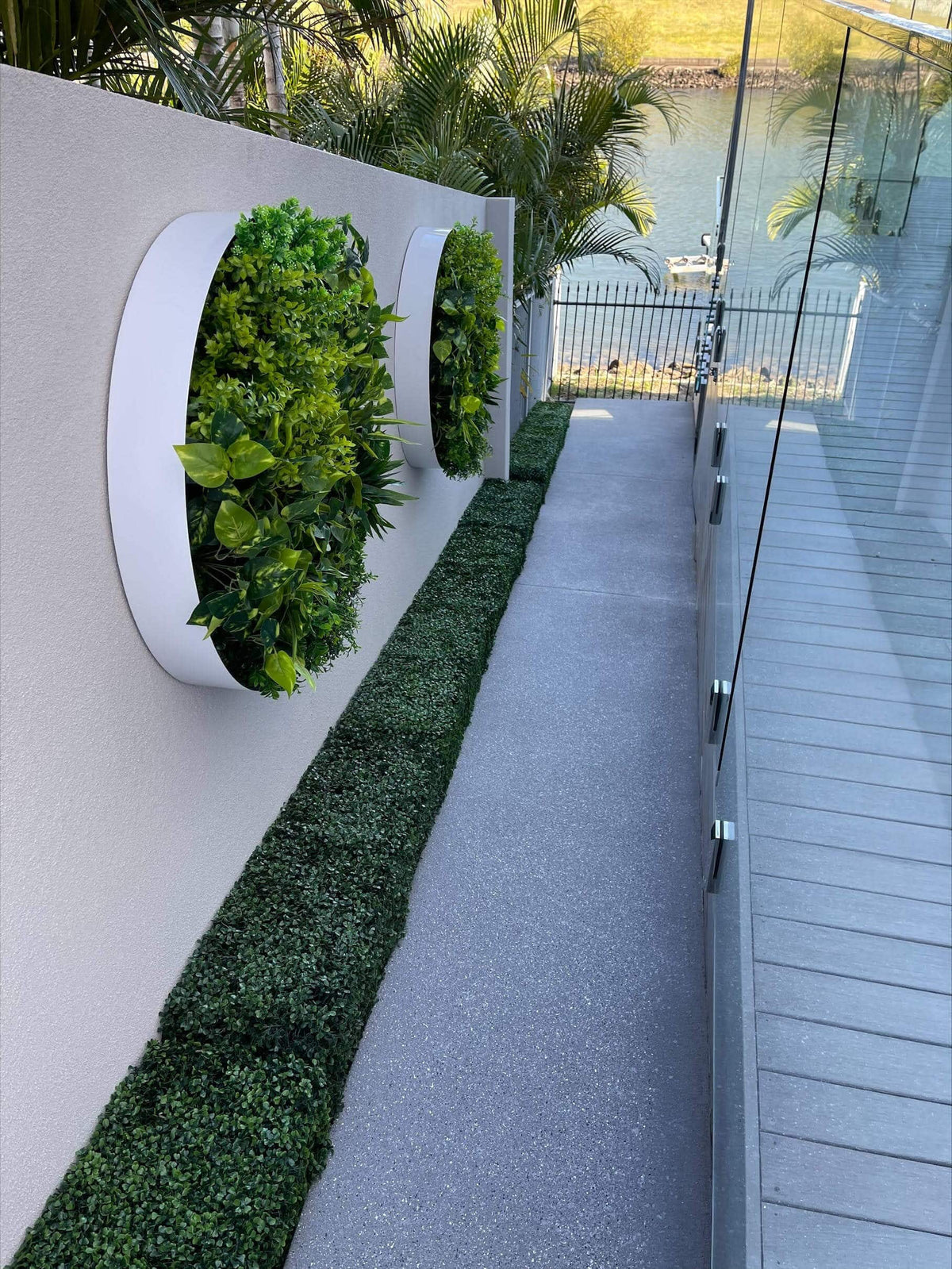 Portable Boxwood Hedge UV Resistant 25cm High 100cm Long